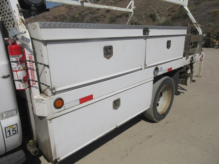 2015-ford-f550-xl-sd-image-11