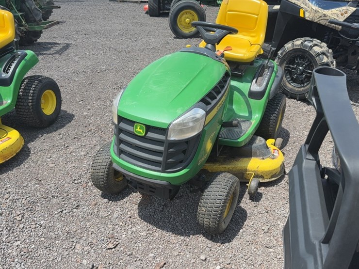 john-deere-d140-image-3