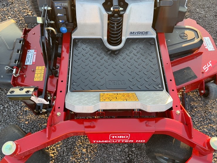 #3094-•-toro-timecutter-zero-turn-mower-image-5