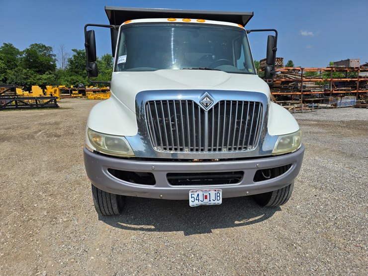 2007-international-durastar-4300-image-49