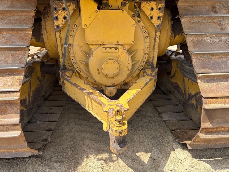 2018-caterpillar-d6t-lgp-image-21