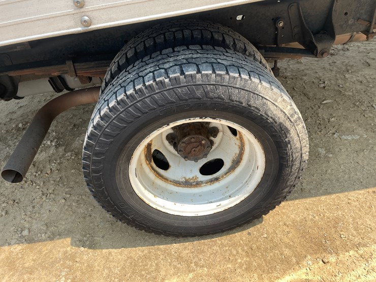 2018-ford-e450-image-39