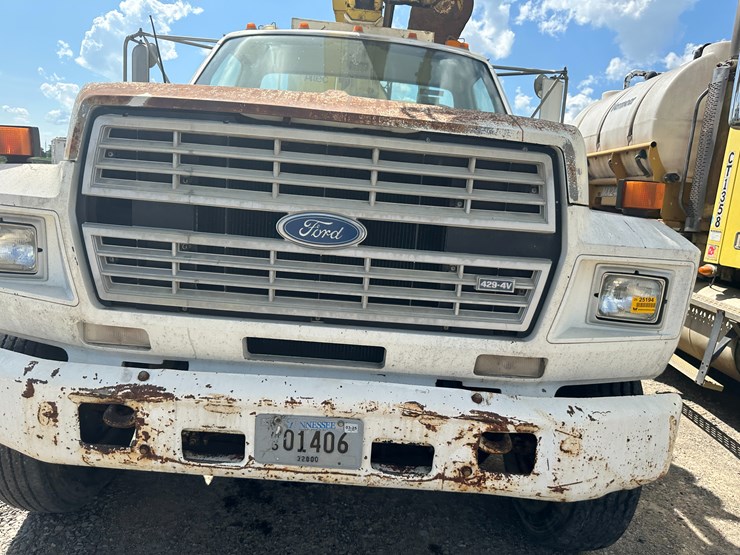 1990-ford-f800-image-44