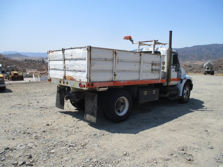 2006-international-durastar-4300-image-3