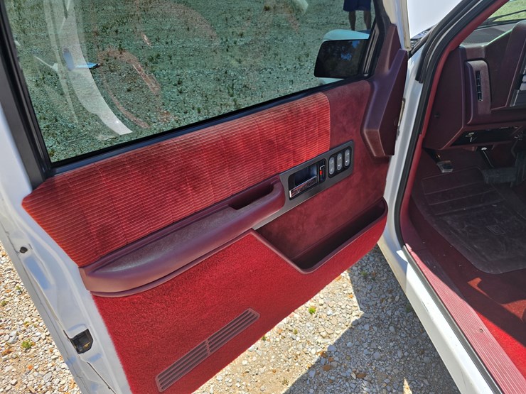 1993-chevrolet-454-image-54