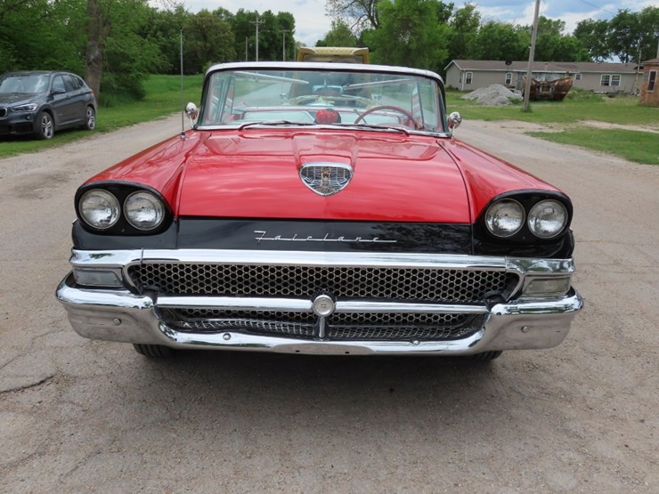 1958-ford-fairlane-500-skyliner-retractable-hardtop-image-31