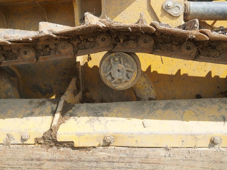 2017-deere-550k-image-61