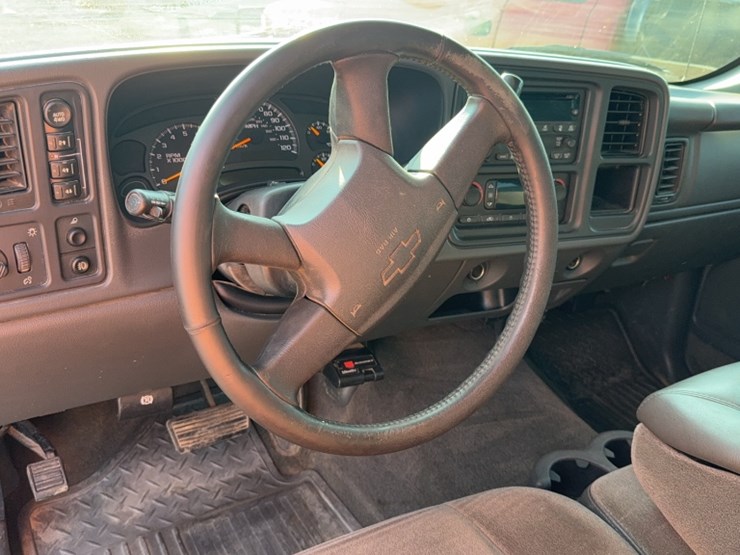 2005-chevrolet-1500-image-20