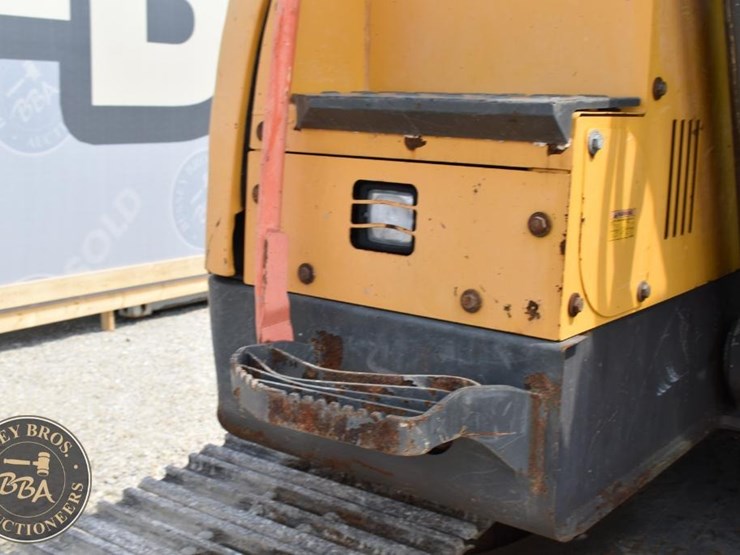 2018-volvo-ecr235el-image-25
