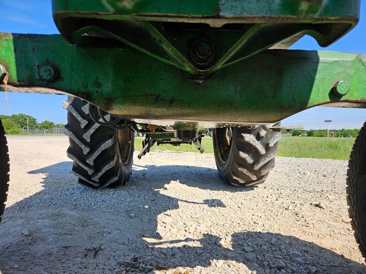 john-deere-2130-image-62