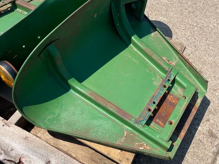 john-deere-4010-image-6