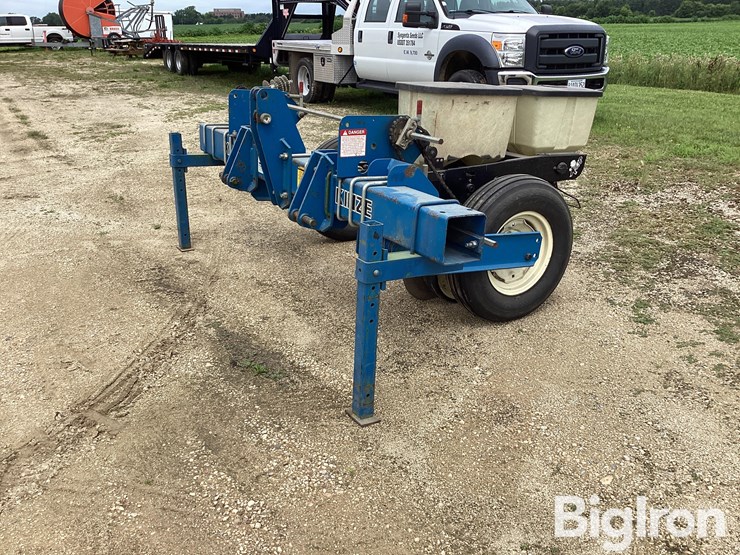 kinze-mt-image-9