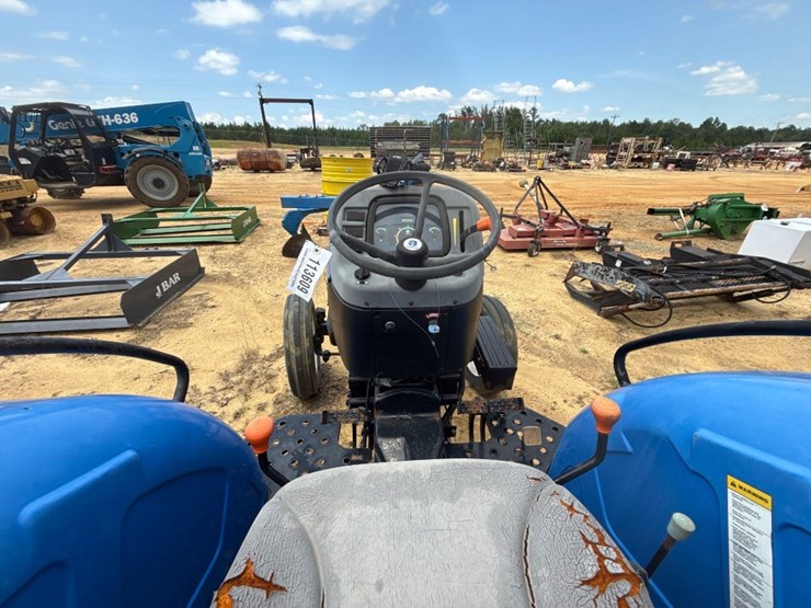 189---new-holland-tt45a-2wd-tractor-image-7