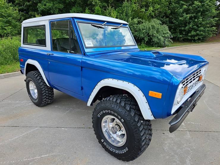 1974-ford-bronco-image-39
