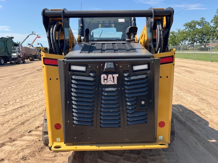 2025-caterpillar-265-skid-steer-image-3