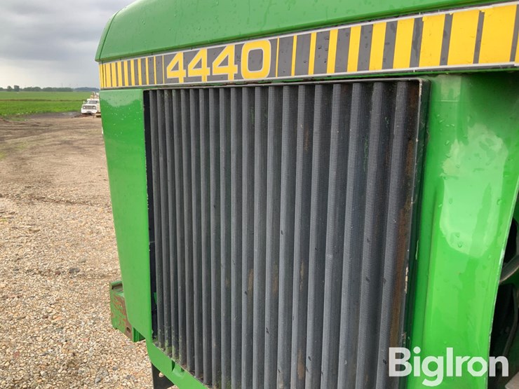 1978-john-deere-4440-image-13