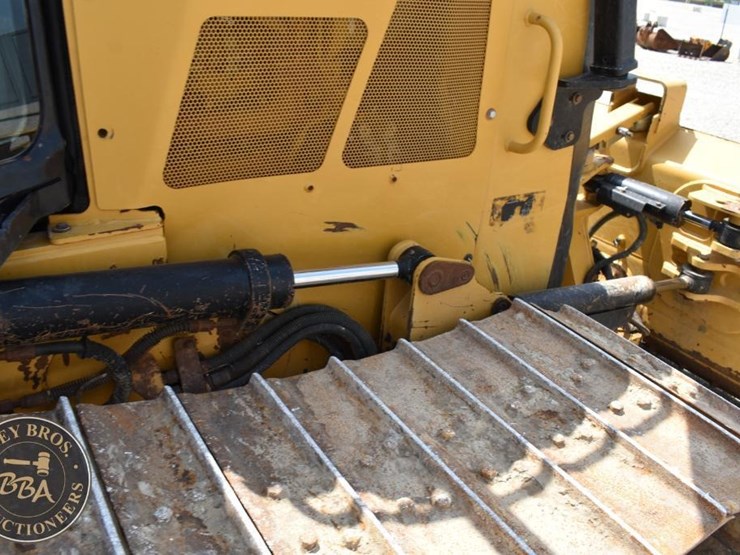 2019-caterpillar-d5k-lgp-image-59