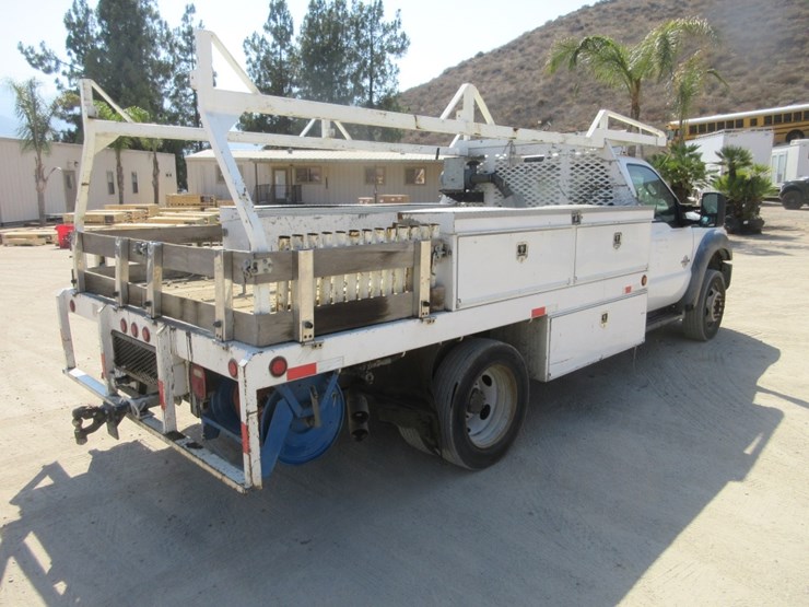 2015-ford-f550-xl-sd-image-3