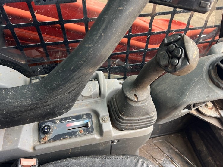 kubota-svl97-2-image-27