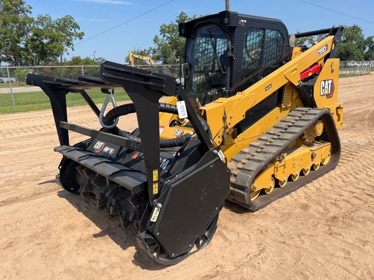 2024-caterpillar-299d3-xe-image-8