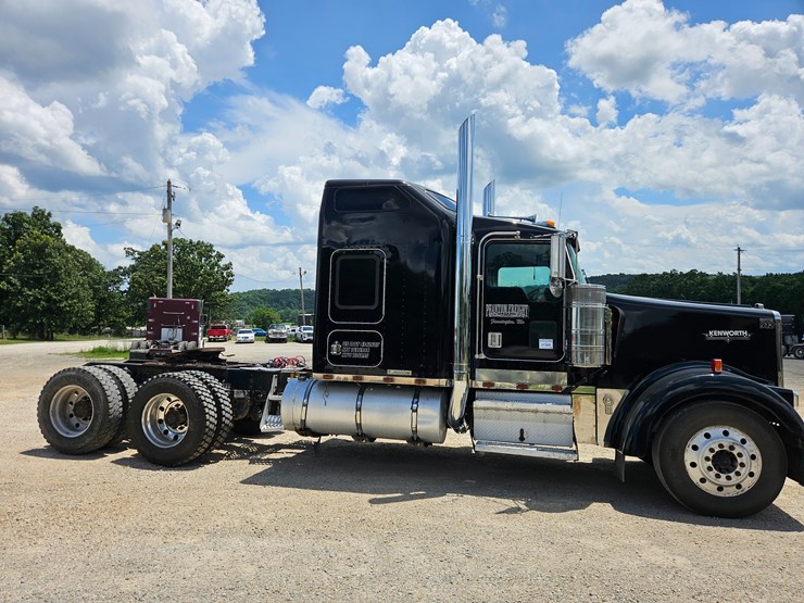 2000-kenworth-w900-image-27