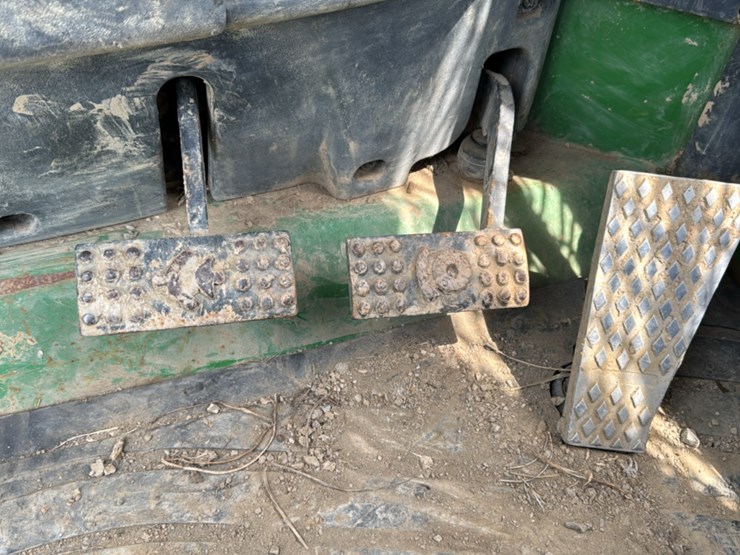 2010-john-deere-2010-image-45