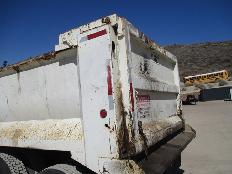 2007-international-durastar-4400-image-22