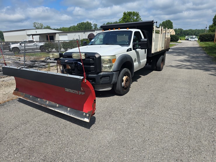 2011-ford-f550-image-2