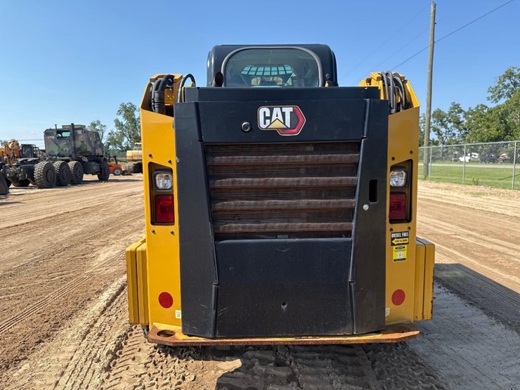 2019-caterpillar-236d3-image-7