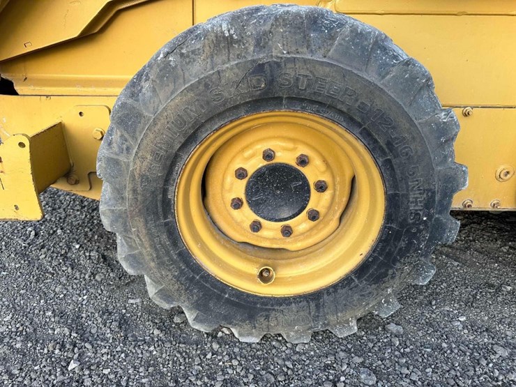 deere-250-image-19