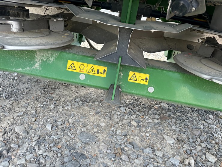 #60-•-2022-amazone-za-ts-4200-profispro-hydro-spreader-za00024396-inv#:-26401-image-11