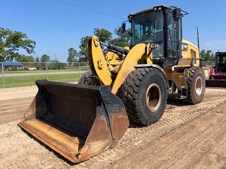 caterpillar-926m-image-8