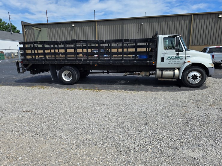 2012-international-durastar-4300-image-36