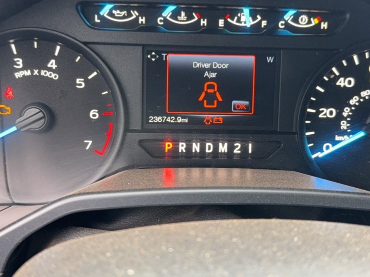 2017-ford-f150-image-22
