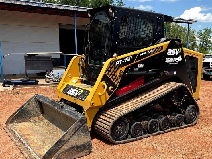 2018-asv-rt75-skidsteer-image-1