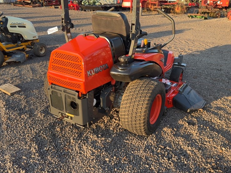 kubota-zg327-image-8
