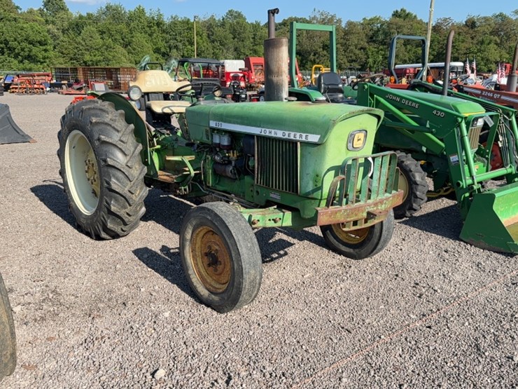 john-deere-820-image-3