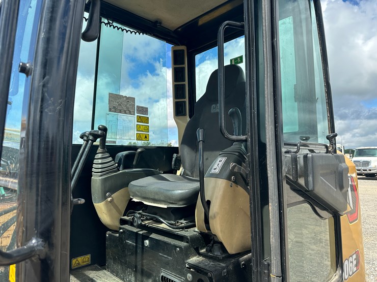 2015-caterpillar-306e-image-55