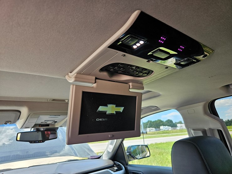 2018-chevrolet-tahoe-image-48