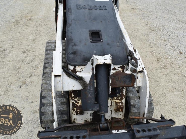 2005-bobcat-mt55-image-25