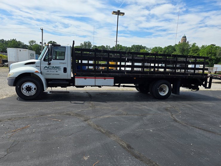 2012-international-durastar-4300-image-9