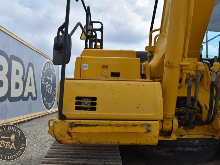 2015-komatsu-pc360-lc-11-image-29