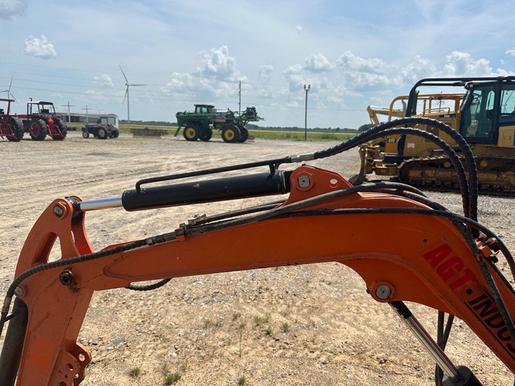 #81-•-agt-q12-mini-excavator-inv#:-25205-image-21