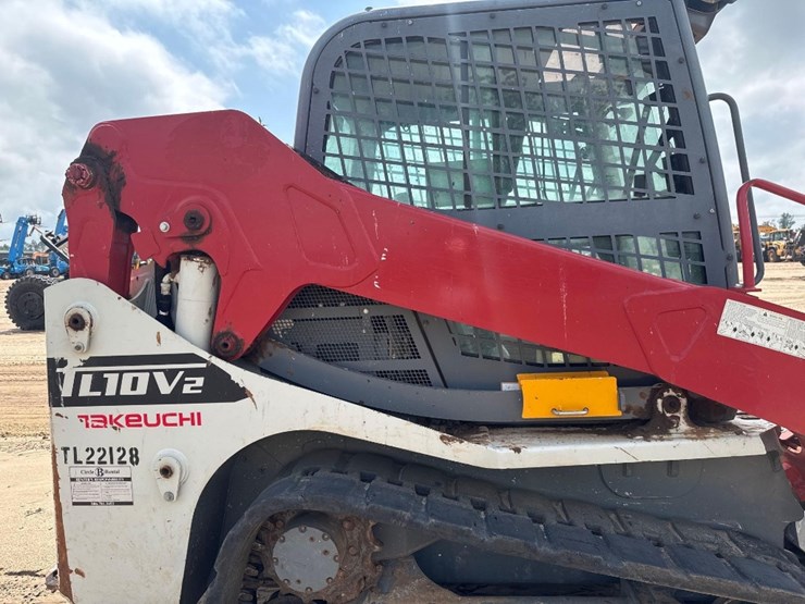 2023-takeuchi-tl10v2-image-22