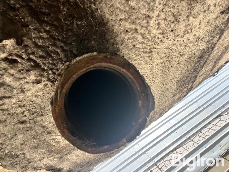 15,000-gallon-(approx.)-steel-liquid-feed-storage-tank-image-17