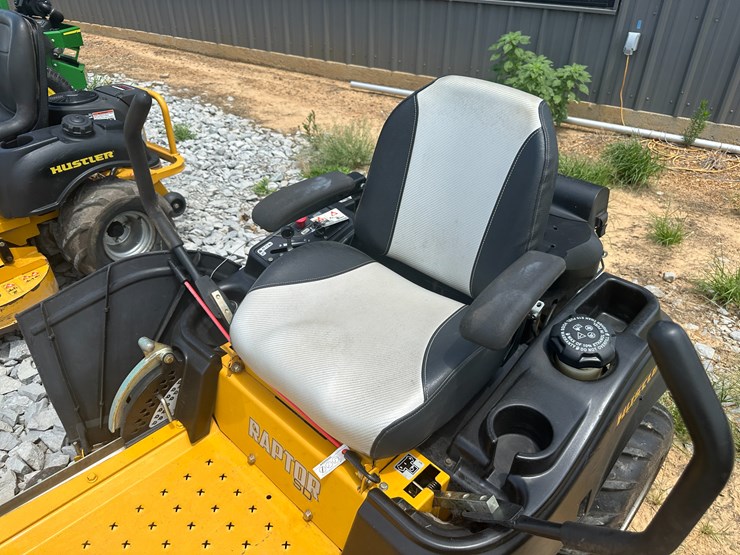 #15-•-hustler-raptor-sd-zero-turn-mower-17020368-inv#:-25450-image-30
