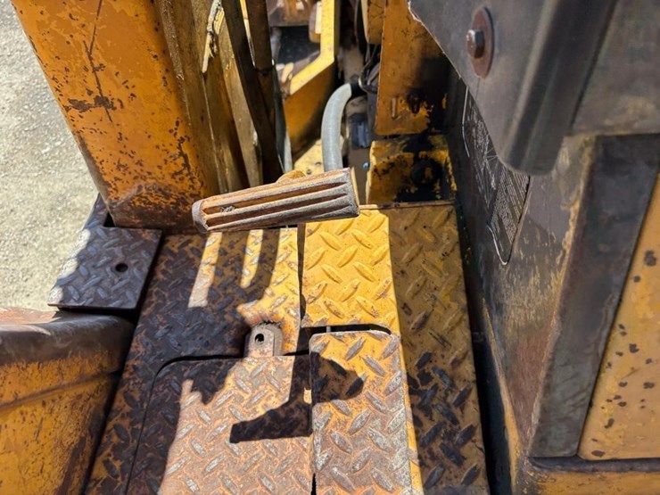 deere-510d-image-37