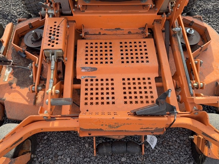 #3089-•-scag-turf-tiger-ii-zero-turn-mower-image-5