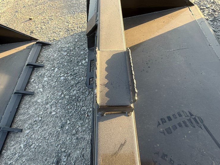 #2092-•-kc-78"-bucket-w/-single-blade-inv#:-25297-image-8