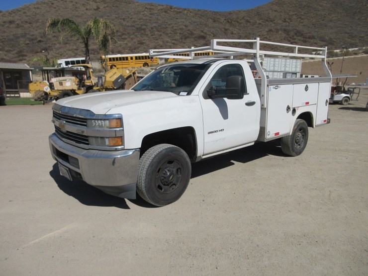 2015-chevrolet-2500hd-image-1